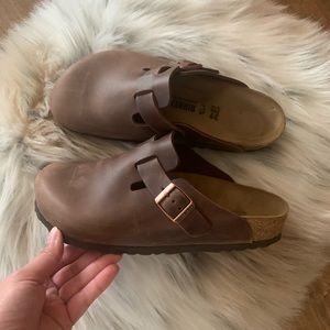 Birkinstock Brown Boston Oiled Leather clogs, sz 9
